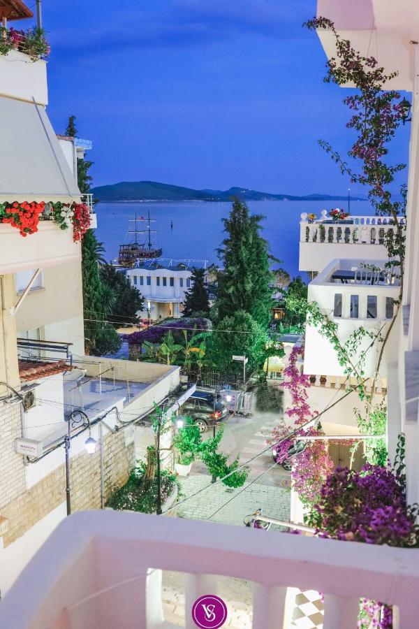 Vila Stupende Daire Saranda Oda fotoğraf
