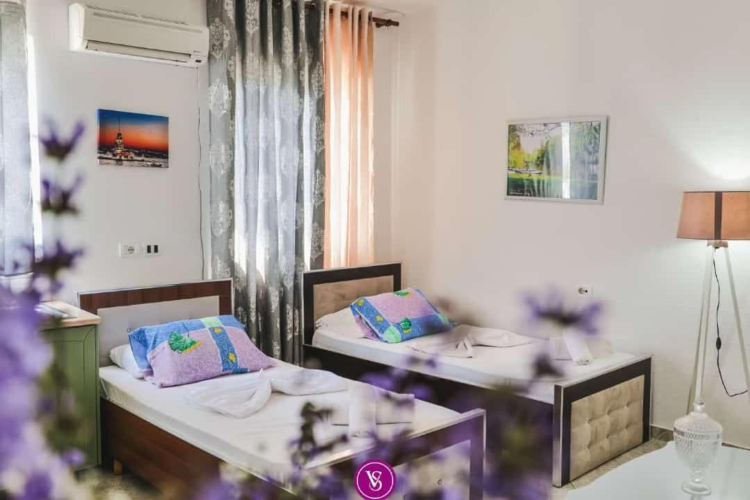 Vila Stupende Daire Saranda Oda fotoğraf