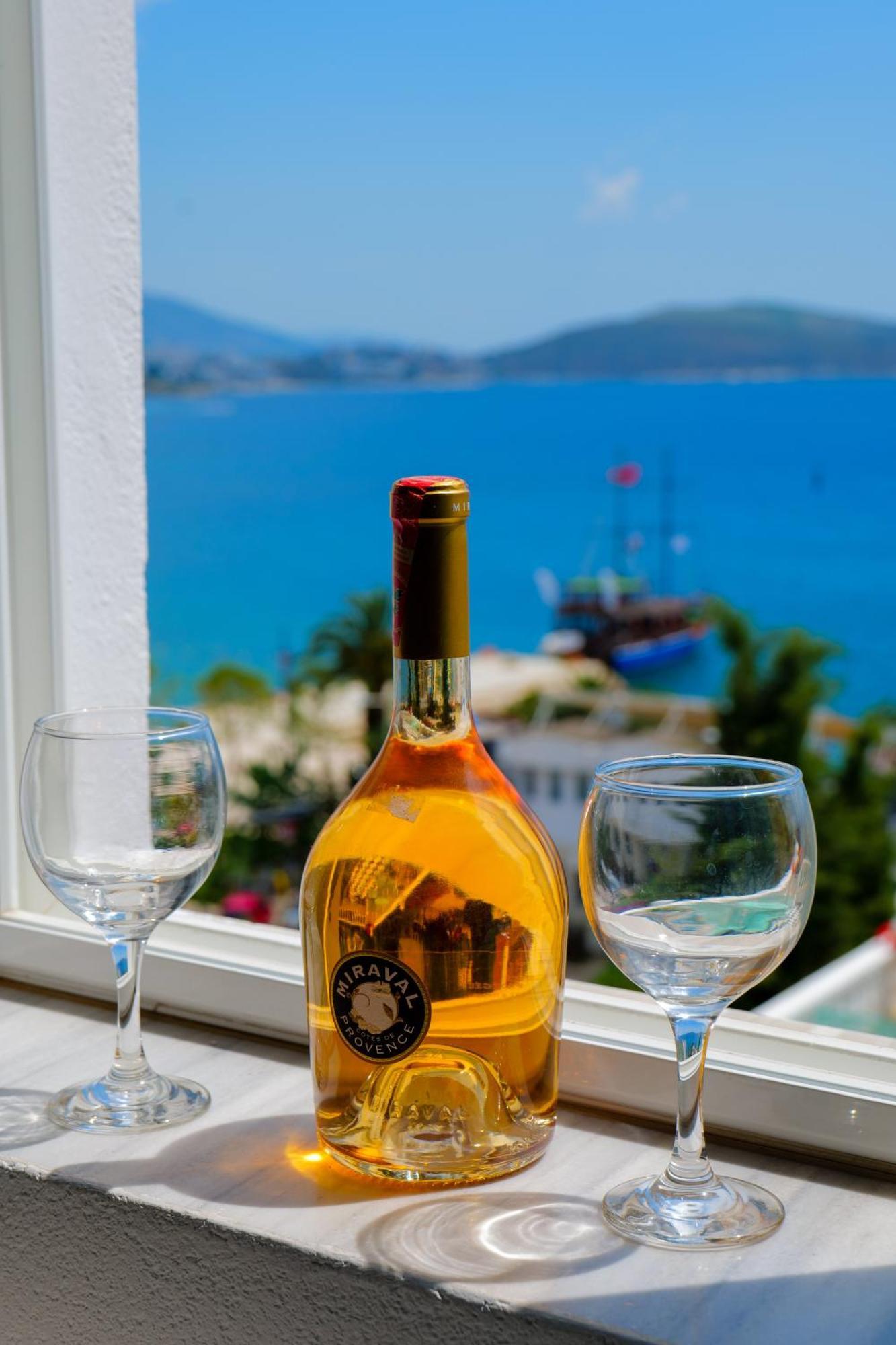 Vila Stupende Daire Saranda Oda fotoğraf